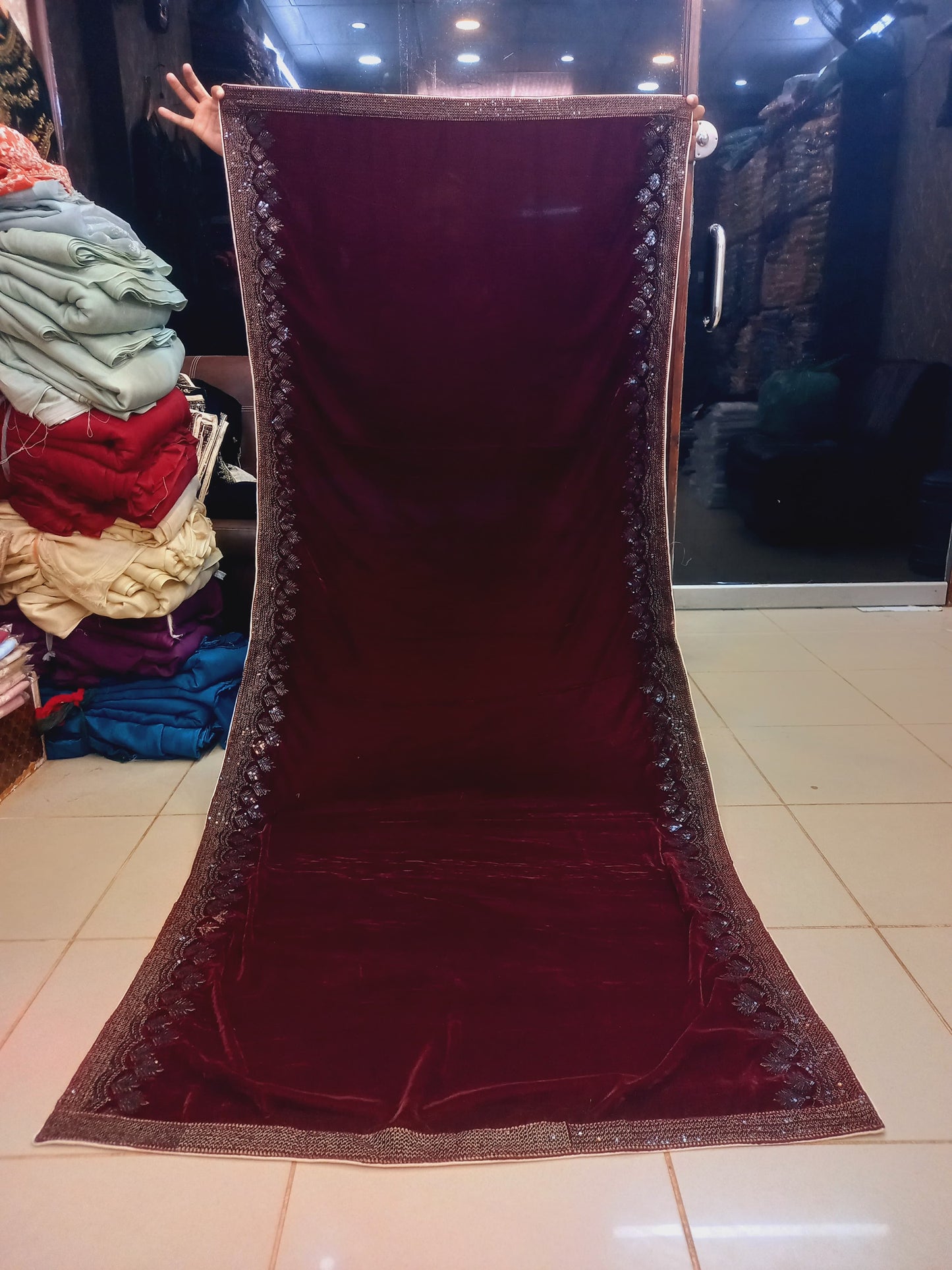 SH-005 Velvet Shawl Maroon