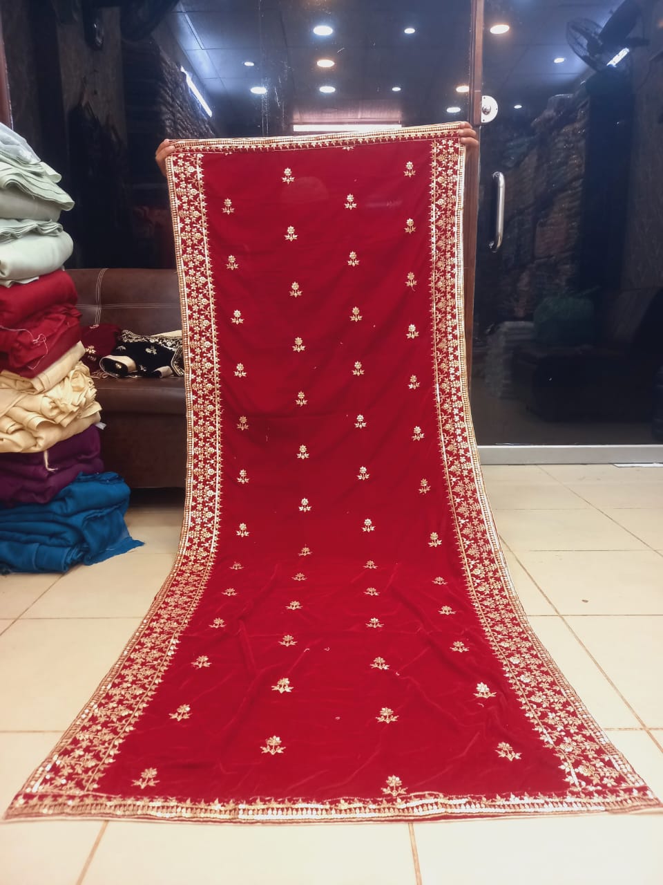 Velvet Shawl after 20% Discount 028