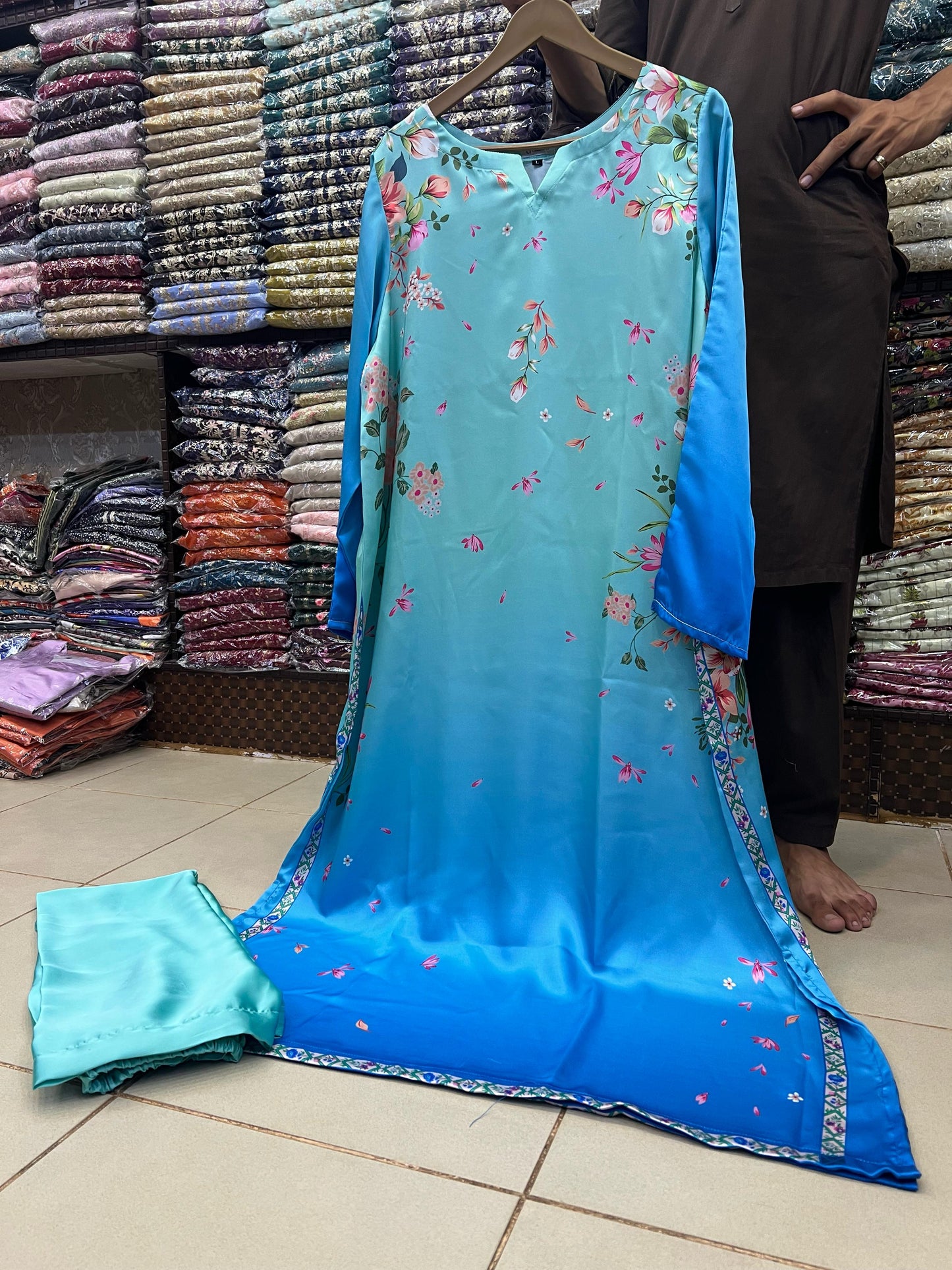 Kaftan-Printed Short Silk 009