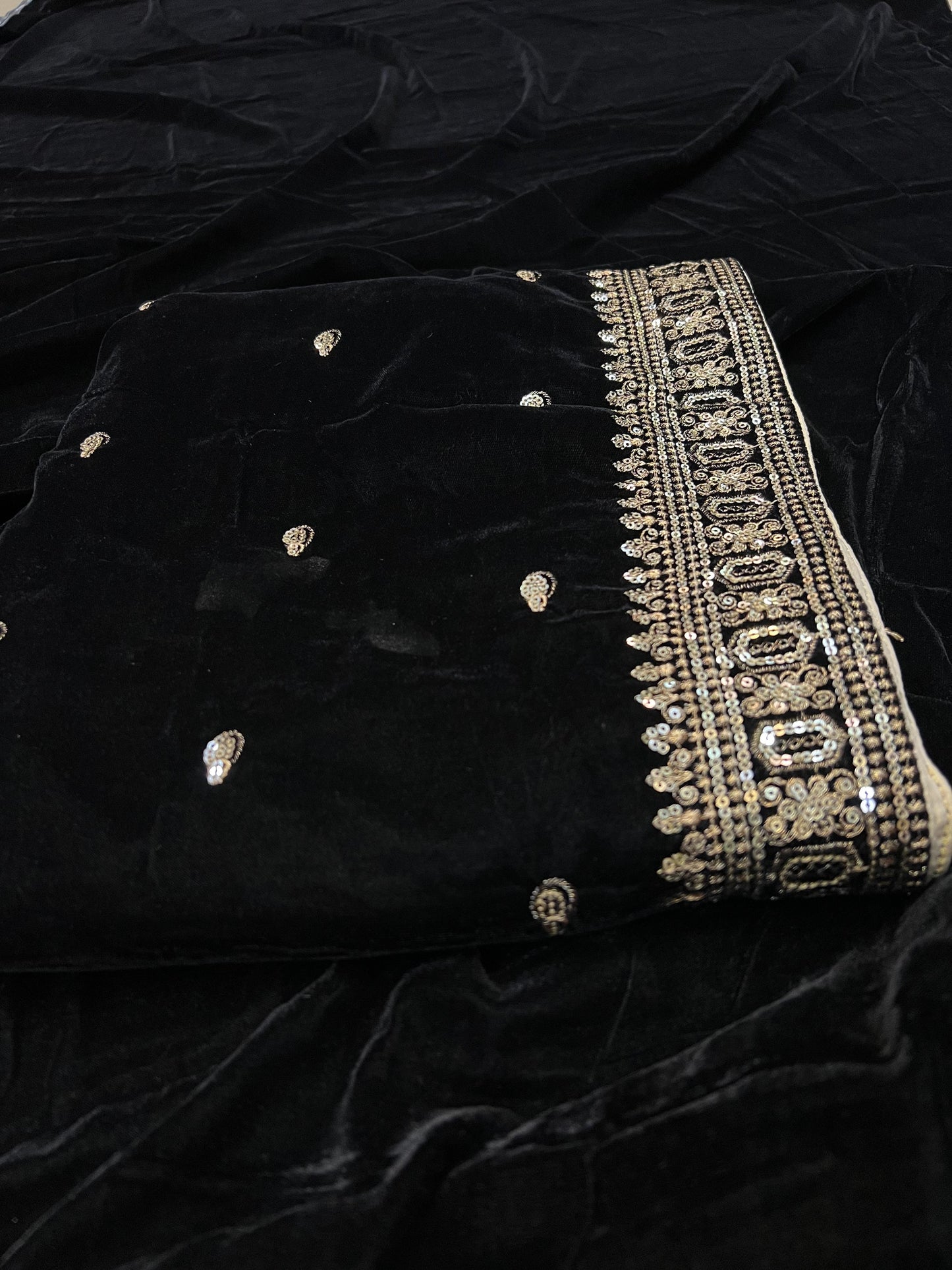 Velvet Shawl Black